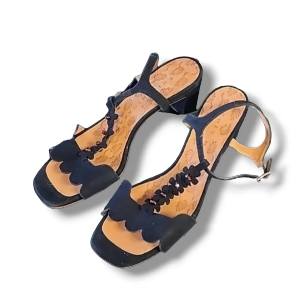 CHIE MIHARA Scalloped T-Strap Sandals EU 38 US 8 Beaded Floral Leather Spain Art - Picture 3 of 17